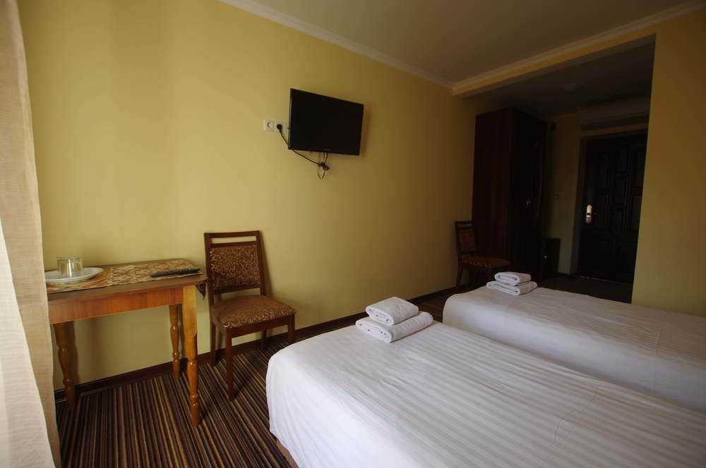 Hotel Lavilia Kyiv Exterior photo